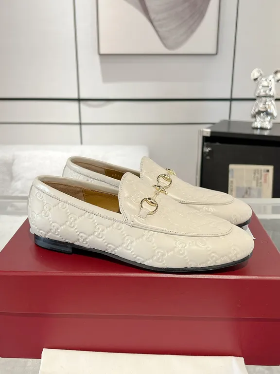 Gucci Shoe 